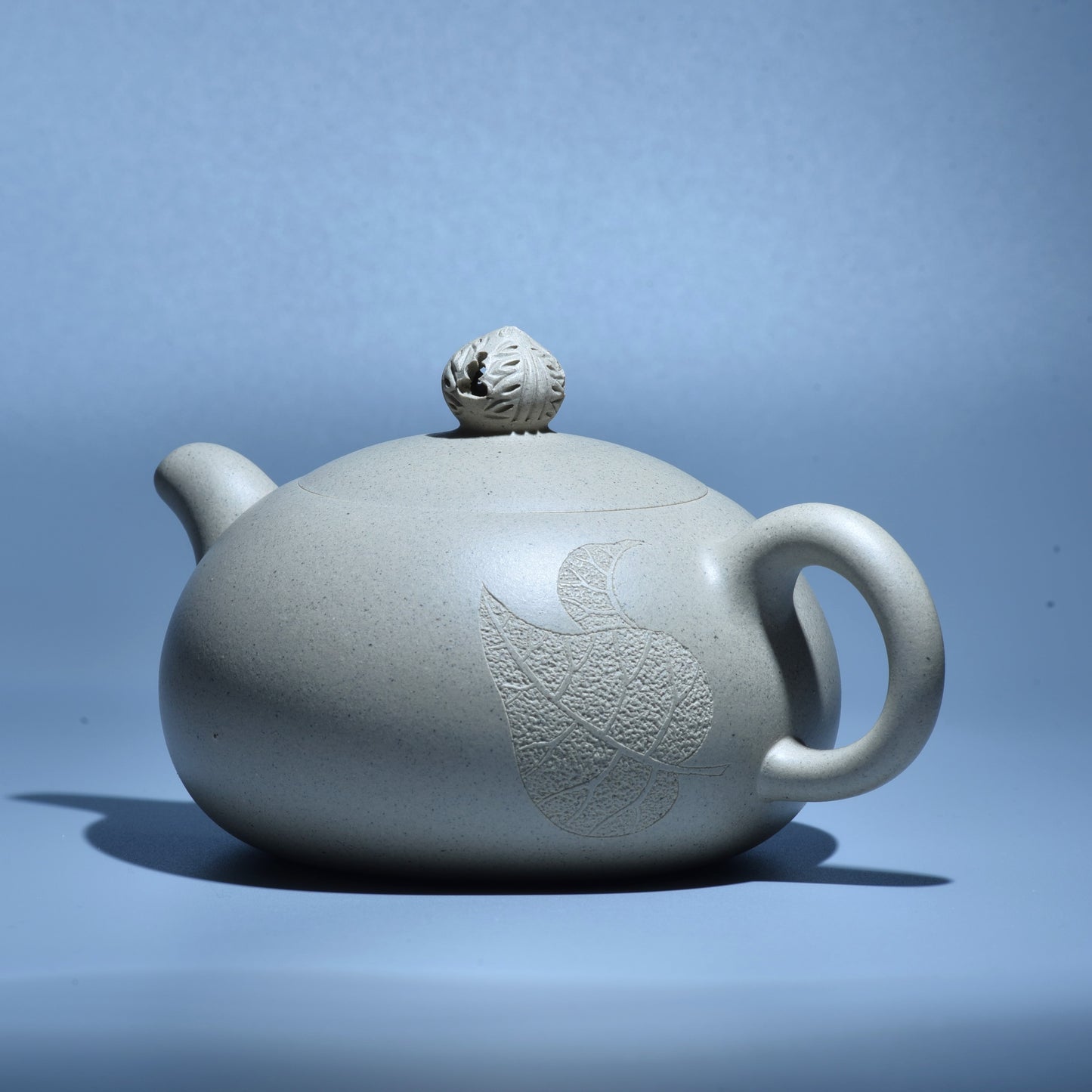 Large Bodhi Leaf (菩提) Ben Shan Lv Ni Yixing Teapot