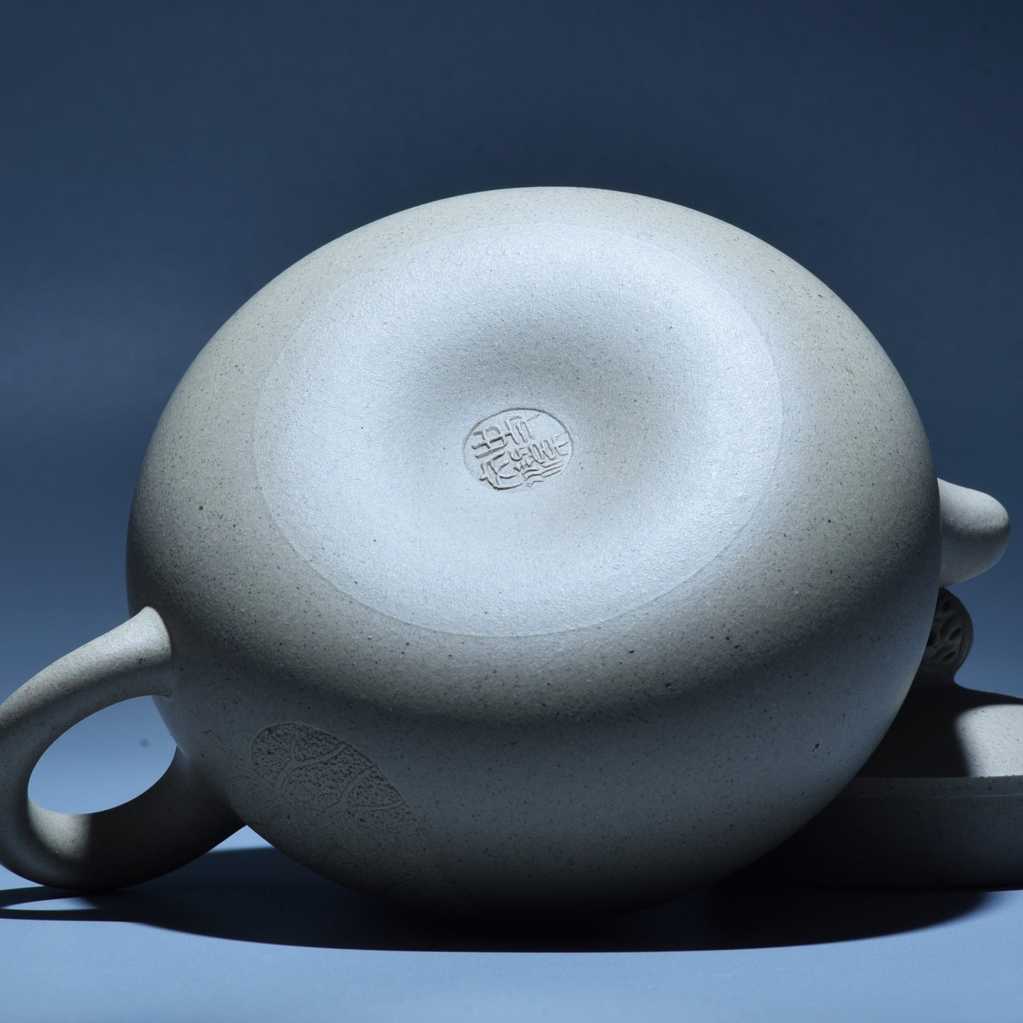 Large Bodhi Leaf (菩提) Ben Shan Lv Ni Yixing Teapot