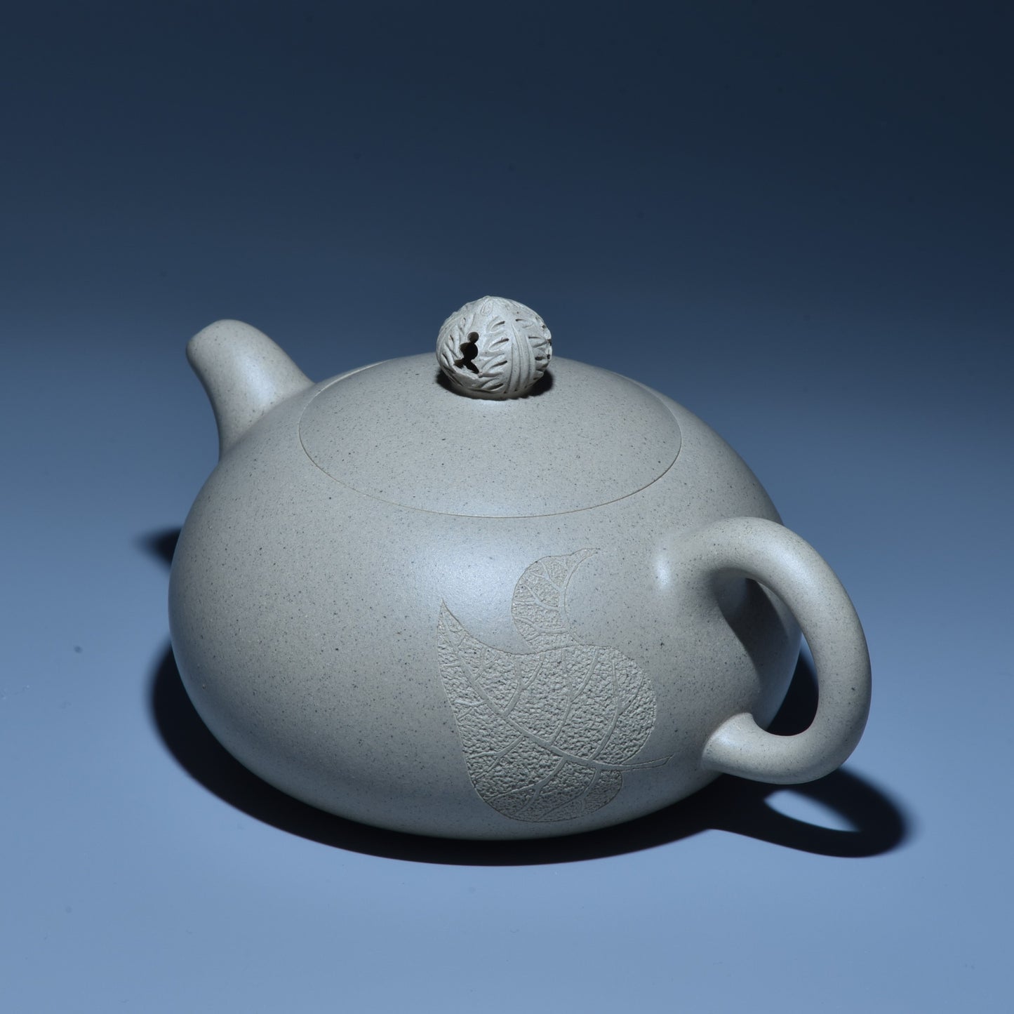 Large Bodhi Leaf (菩提) Ben Shan Lv Ni Yixing Teapot