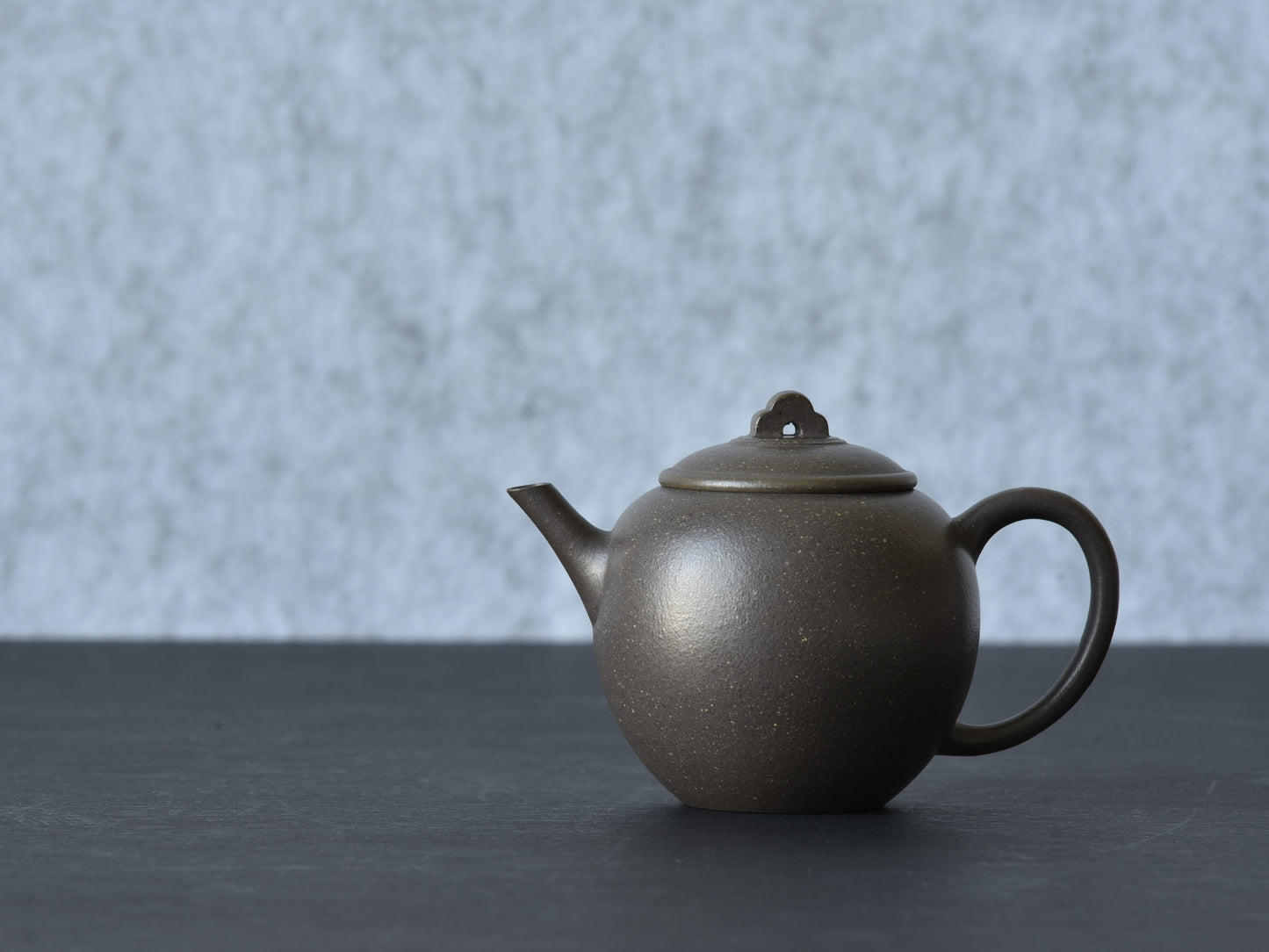 Cen Shi (岑石) Qian Xi Zini Yixing Teapot