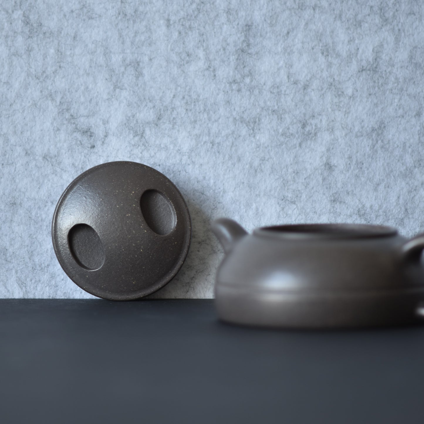 Niu Gai Xian Yuan (牛盖线圆) Qian Xi Zini Yixing Teapot