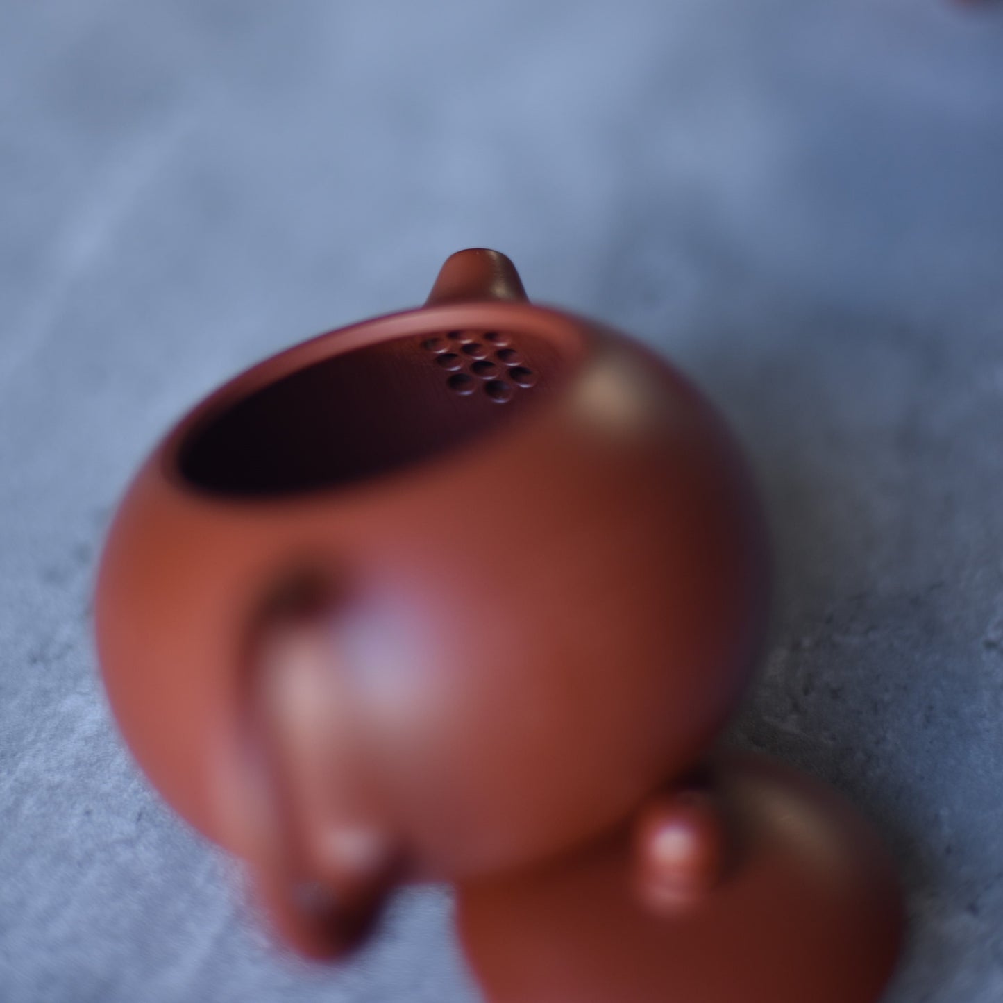 Xi Shi with hand-engraving (朱泥西施壶手工微雕) Zhuni Yixing Teapot