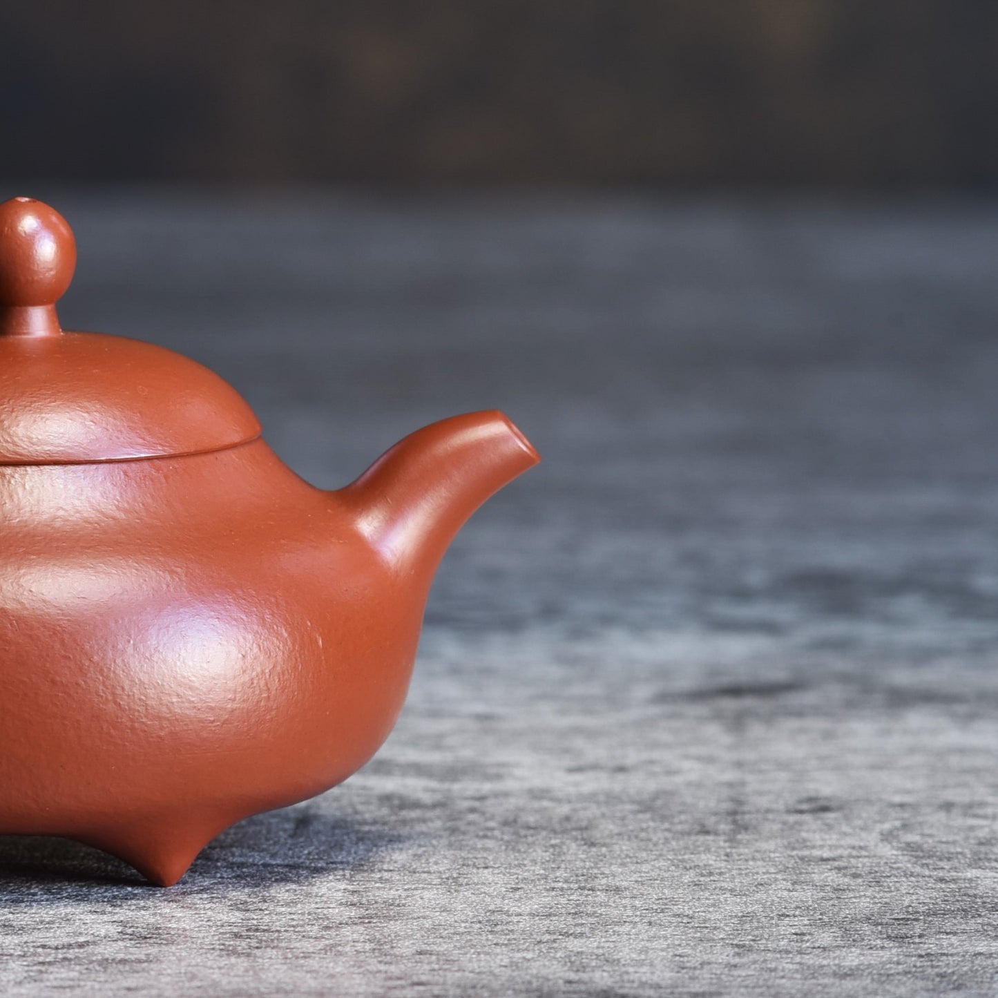 Three-Legged Yu Ru "Jade Breast" (三足玉乳) Zhuni Yixing Teapot