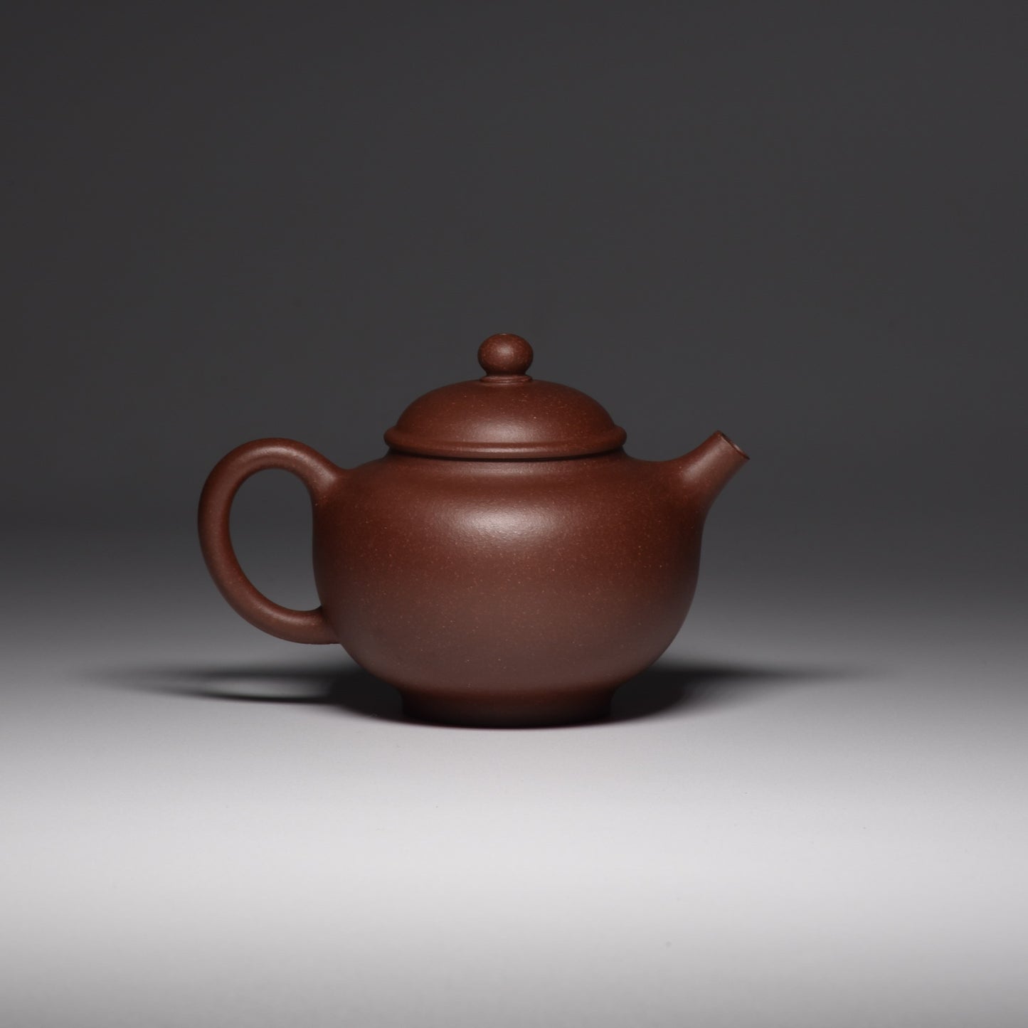 Gong Zhu (贡珠) Di Cao Qing Yixing Teapot