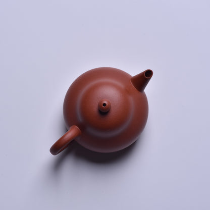 Small Pear Shui Ping (小梨形水平) Zhuni Yixing Teapot