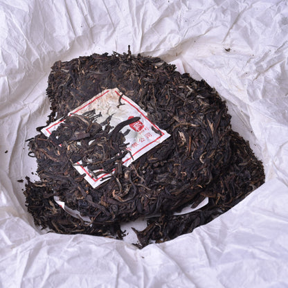 Lancang Ancient Tea Company 2014 "Man Nong Old Arbor (曼弄古树)" Raw Puerh
