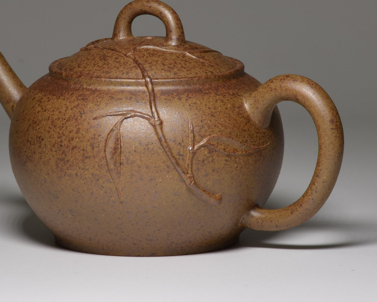 Miao Zhu (妙竹) Wood Fired GOLDEN DUANNI Yixing Teapot #5025
