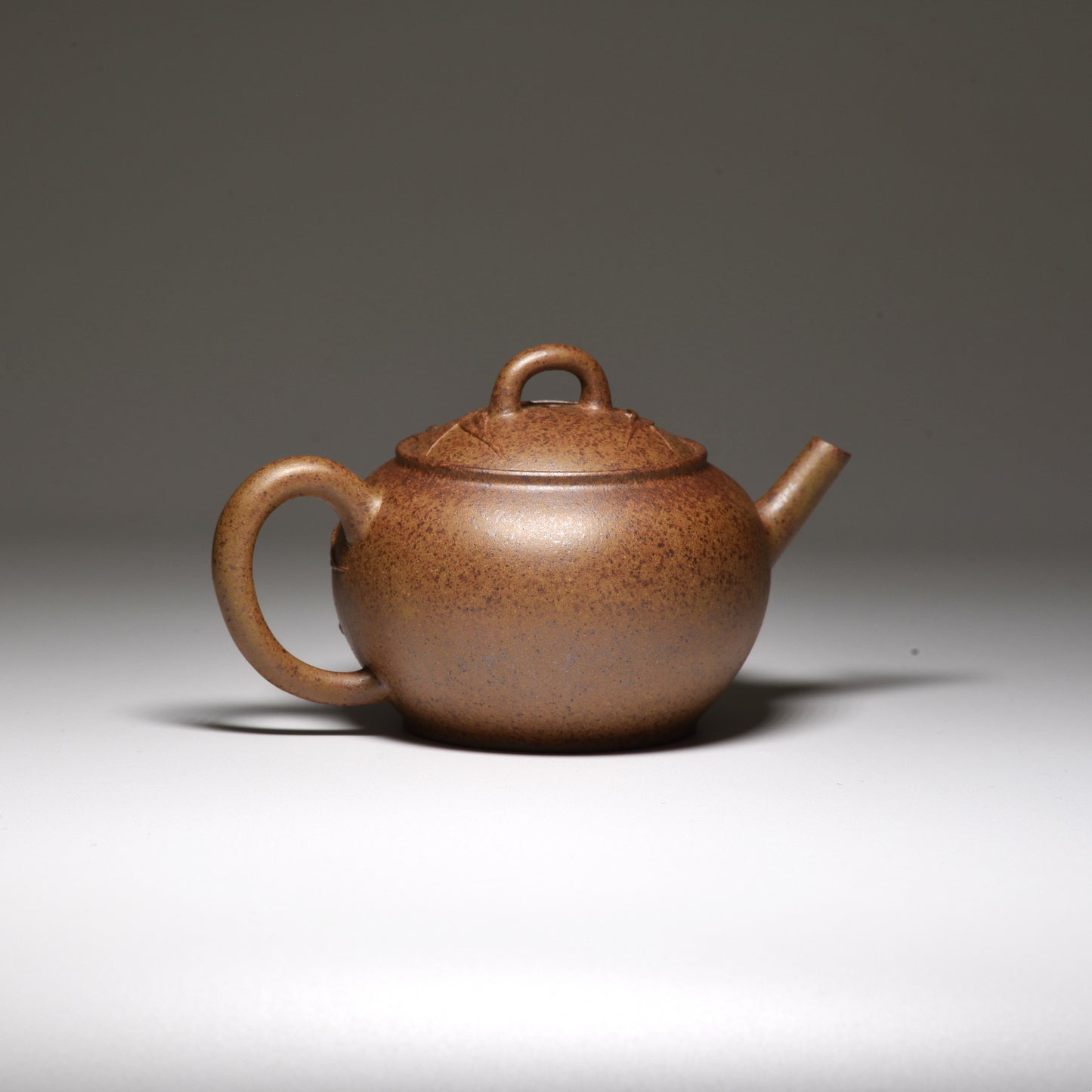 Miao Zhu (妙竹) Wood Fired GOLDEN DUANNI Yixing Teapot #5025