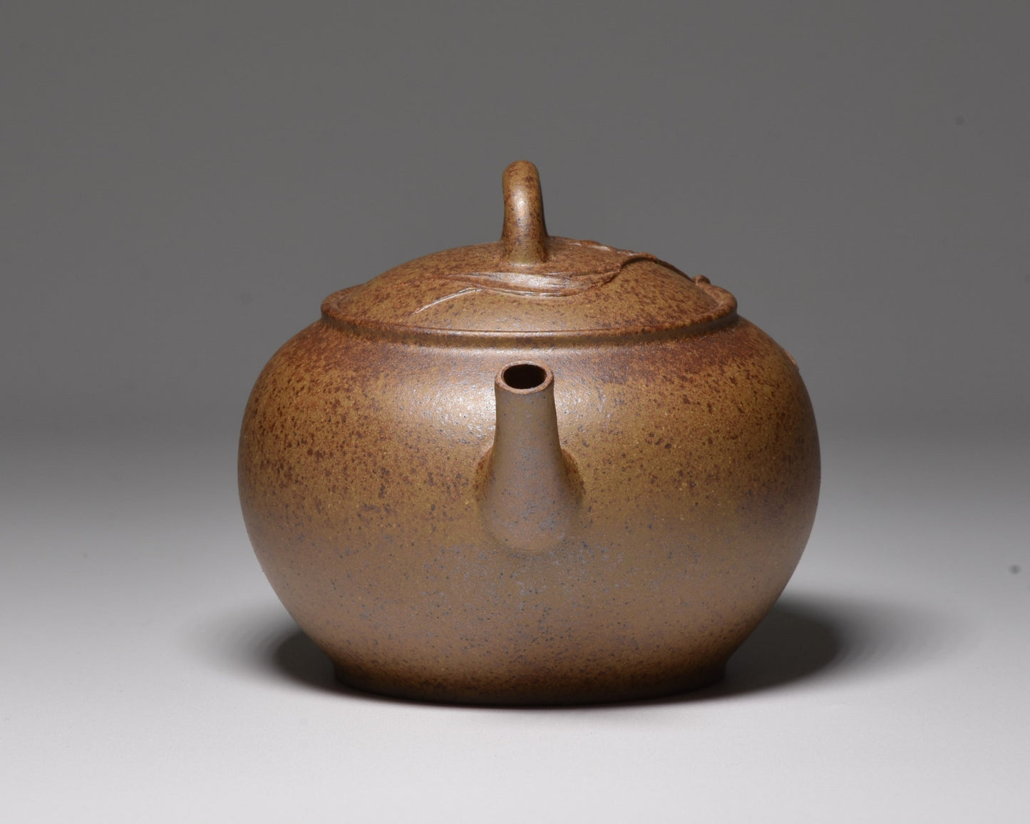 Miao Zhu (妙竹) Wood Fired GOLDEN DUANNI Yixing Teapot #5025