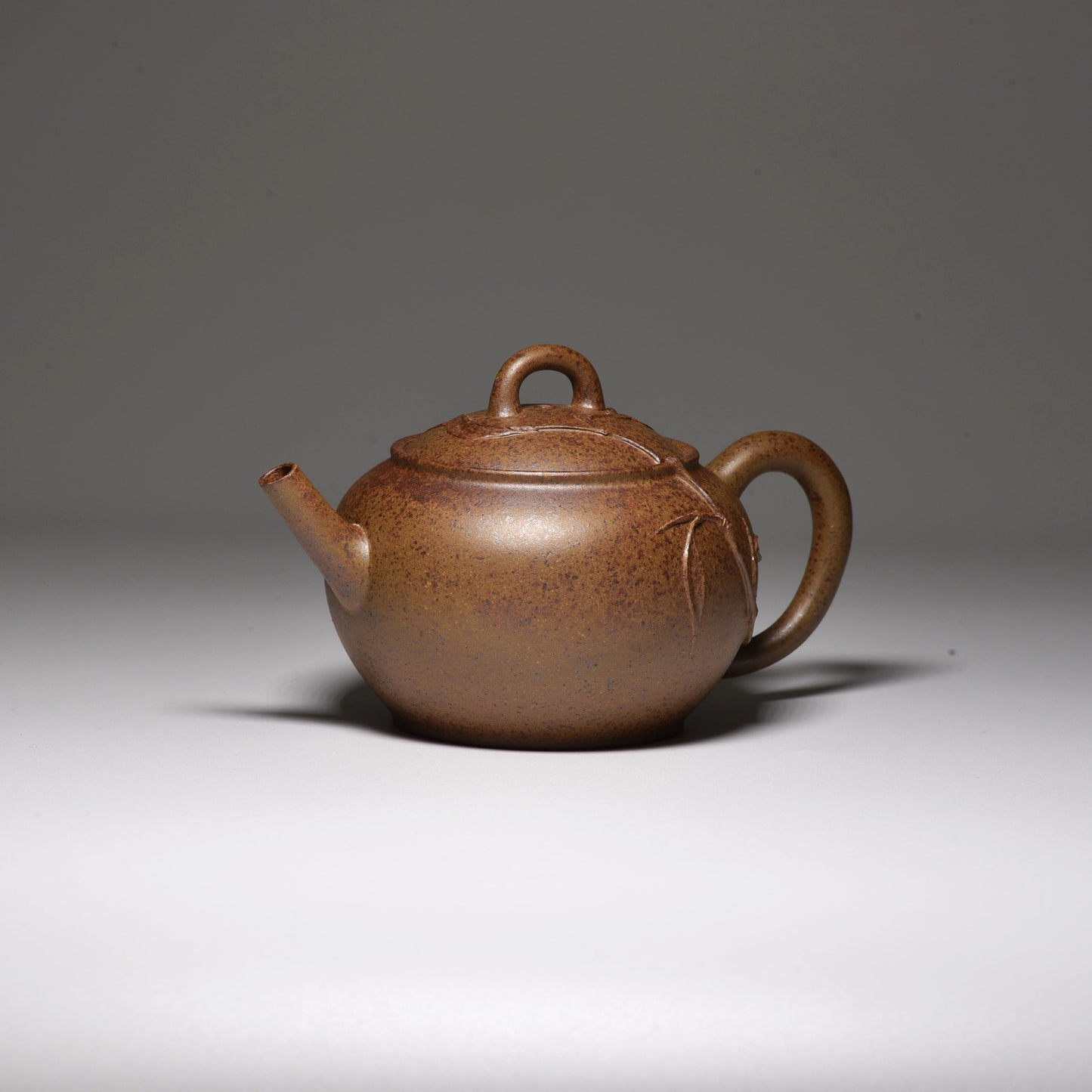 Miao Zhu (妙竹) Wood Fired GOLDEN DUANNI Yixing Teapot #5025