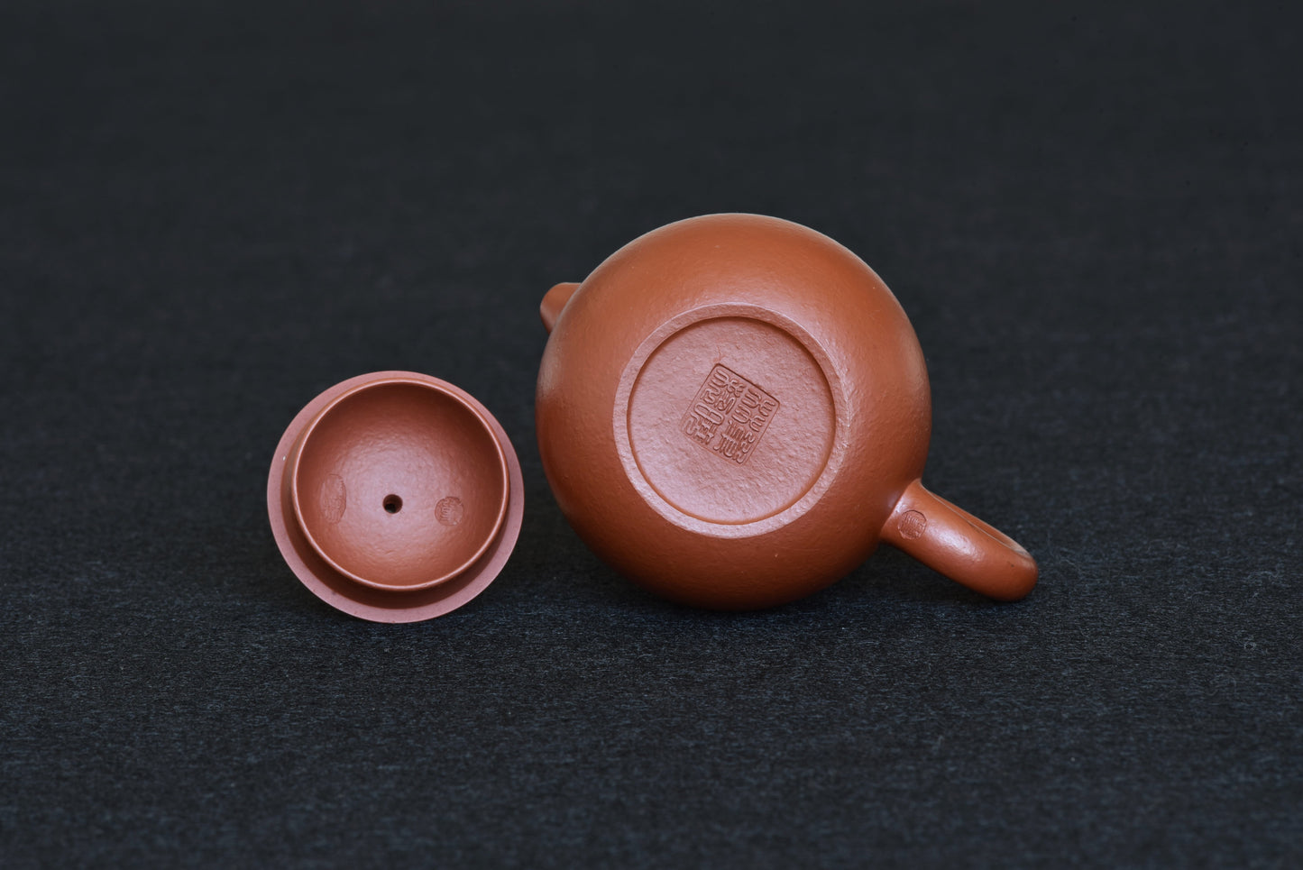 Dragon Egg (龙旦) Zhuni Yixing Teapot