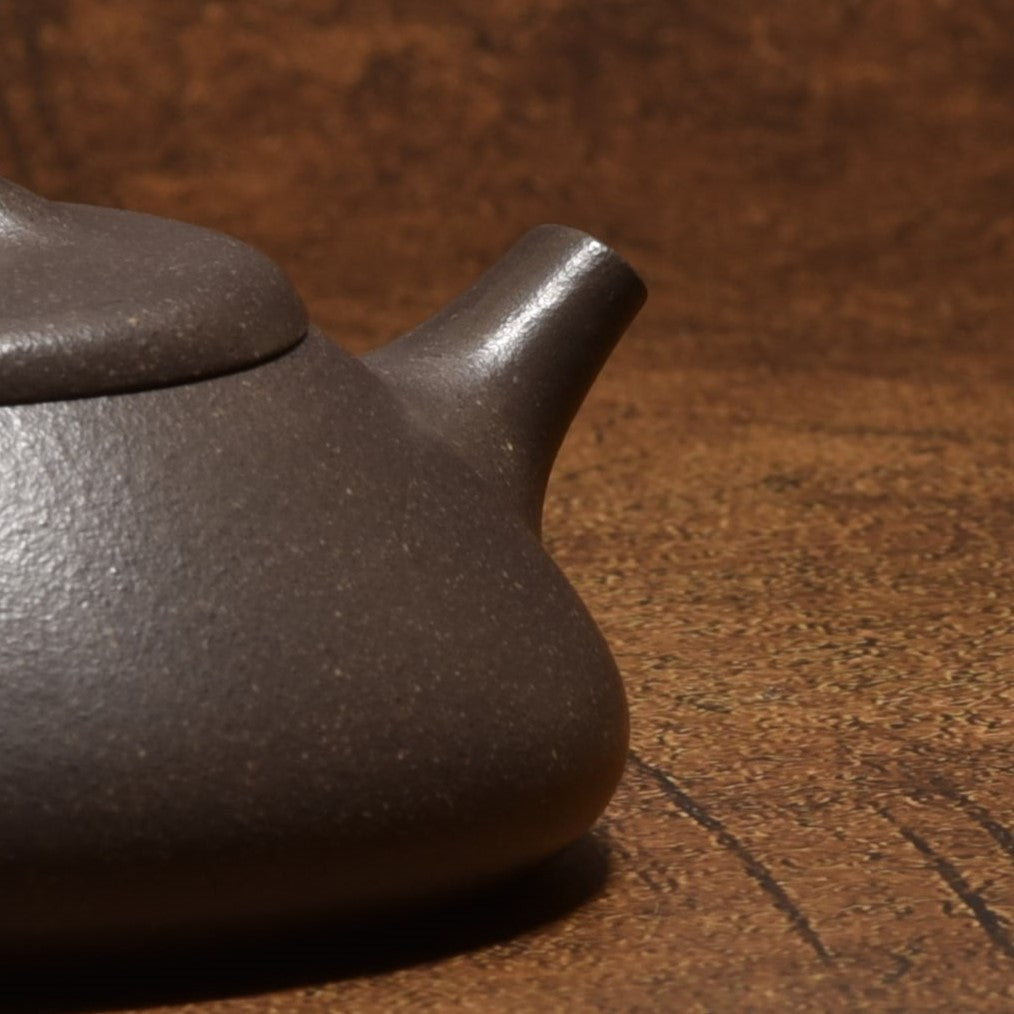 Shi Piao (石瓢) Qian Xi ZINI Yixing Teapot #5024