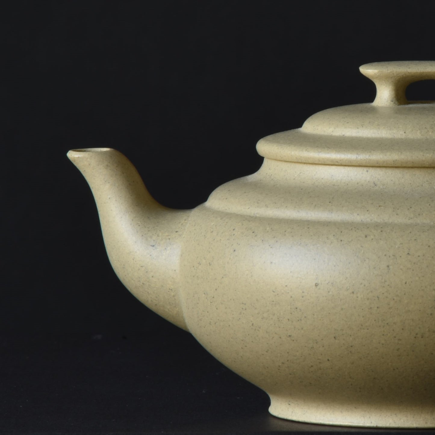 Shang Xin Qiao (上新桥) Benshan Lüni Yixing Teapot