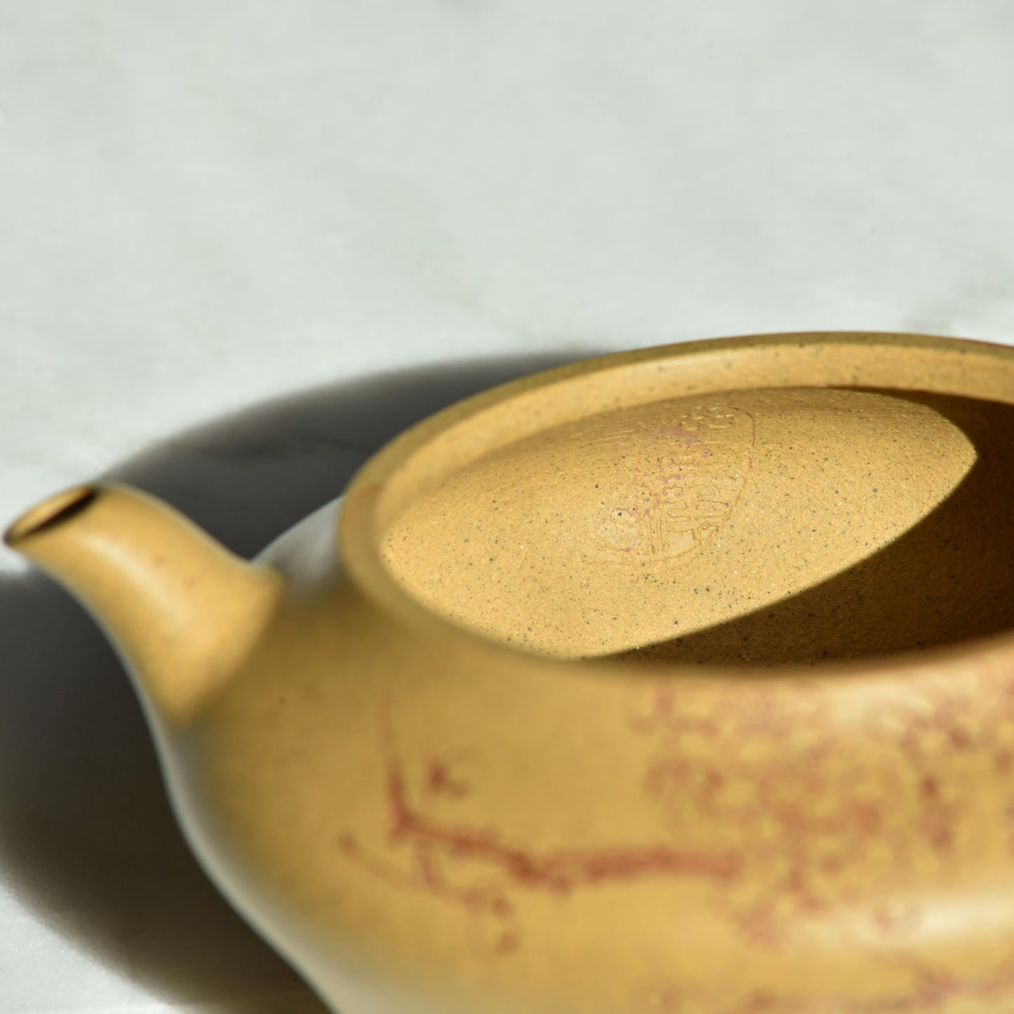 Plum Blossom Breeze (梅风•沁心) Golden Duan Ni Yixing Teapot