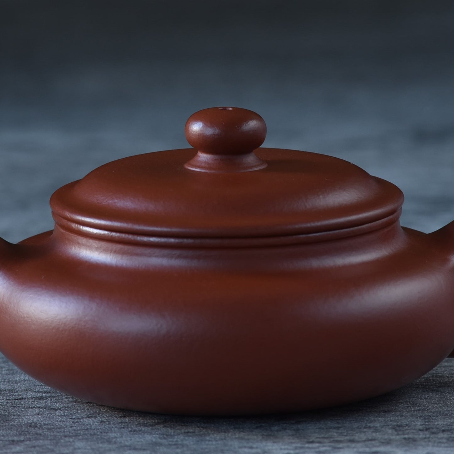 Bian Fu (扁腹) Zhuni Yixing Teapot