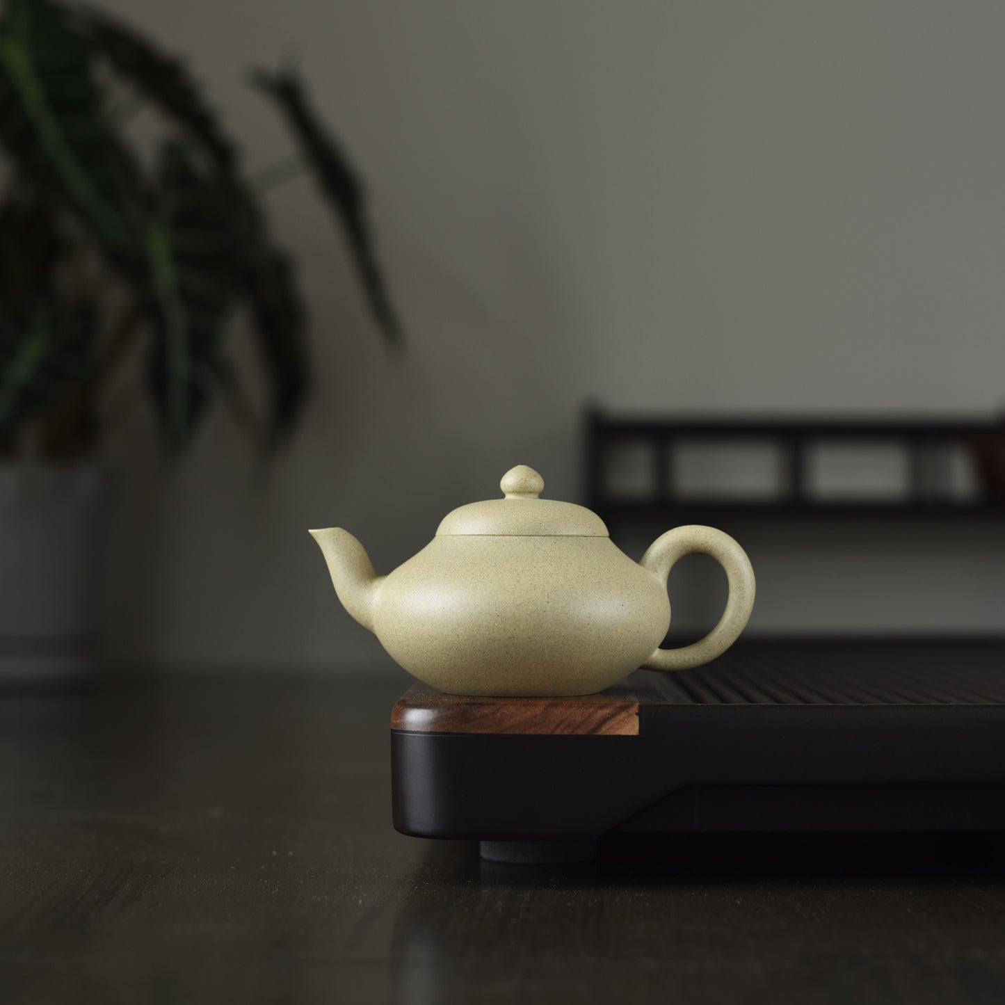 Autumn Floods (秋水) Ben Shan Lv Ni Yixing Teapot