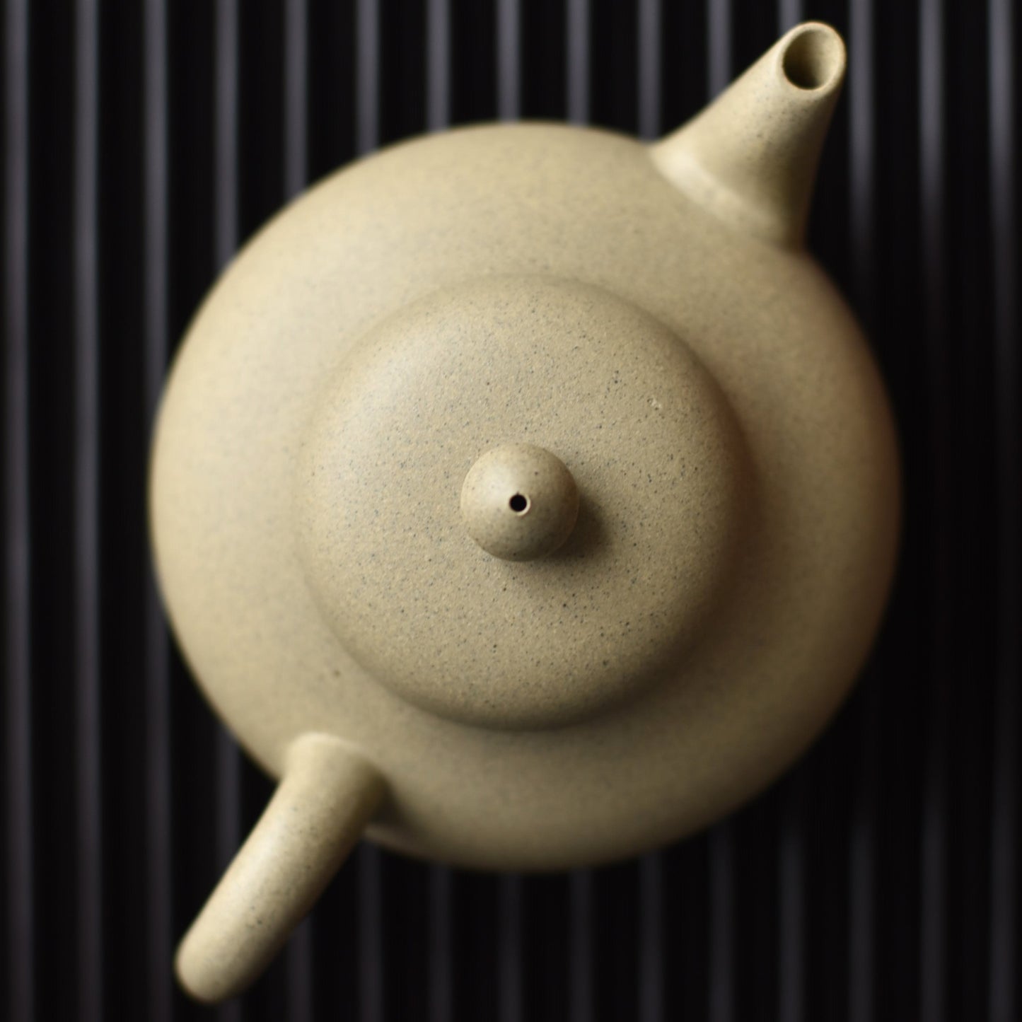 Autumn Floods (秋水) Ben Shan Lv Ni Yixing Teapot