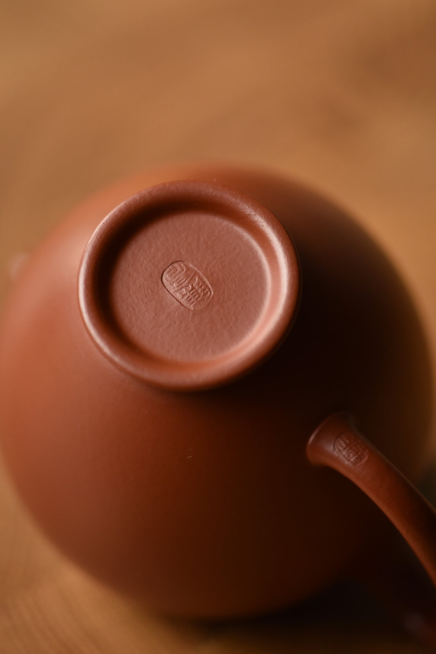 Fragrant Embrace "Huai Xiang" (怀香) Zhuni Yixing Teapot #2056
