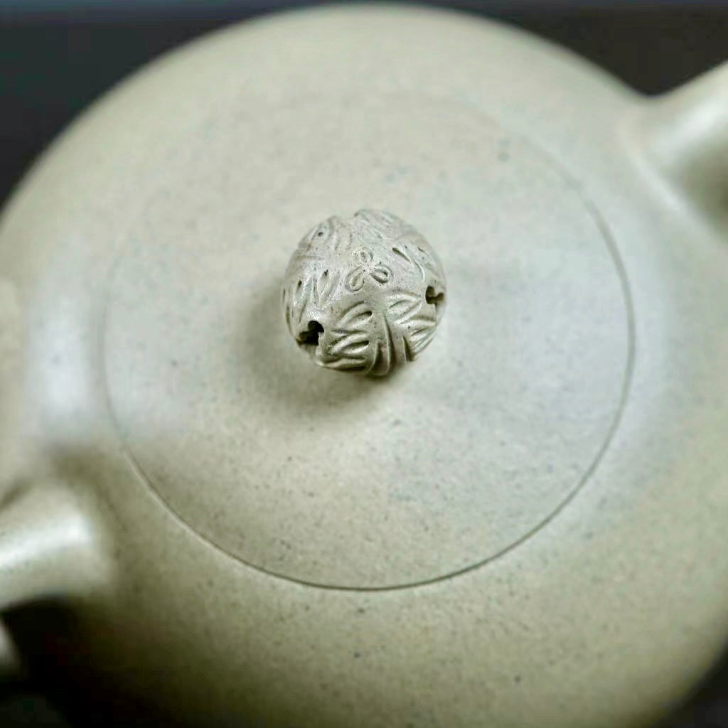 Bodhi Leaf (菩提) Ben Shan Lv Ni Yixing Teapot