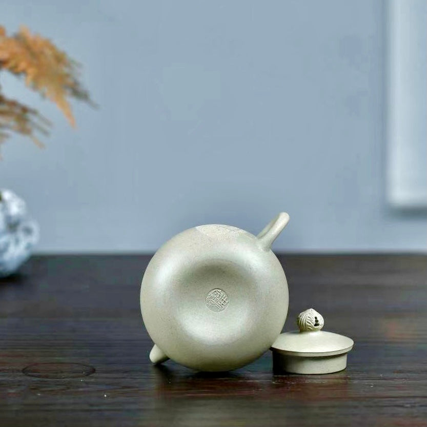 Bodhi Leaf (菩提) Ben Shan Lv Ni Yixing Teapot